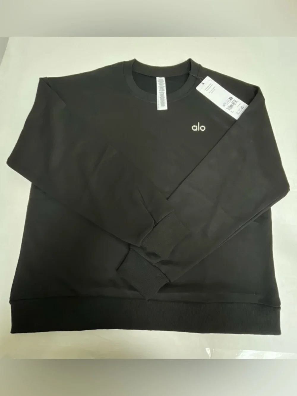 ALO Yoga Accolade Black Crewneck Sweatshirt
